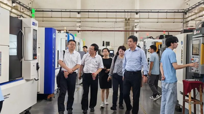 二手起重机能用多久？揭秘其使用寿命的关键因素